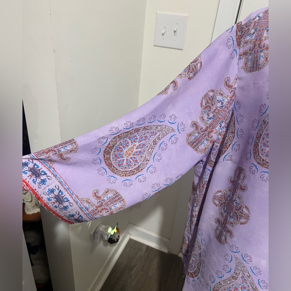 Violet & Claire 2X Top Tunic Purple Paisley Split Round Neck 3/4 Sleeve Bohemian - Picture 6 of 14